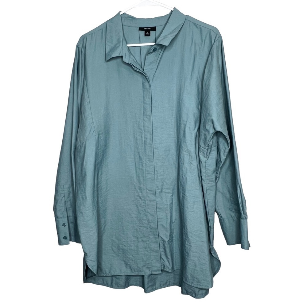 Alfani Womens XL Long Sleeve Button Up Shirt Blue Top Nylon